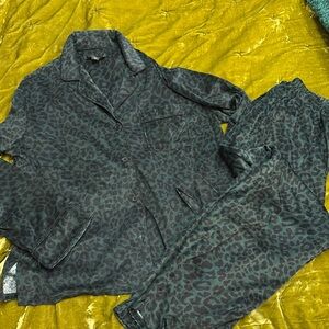 Donna Karan M green velvety pajama sleepwear set nwot pinup vlv vixen rockabilly